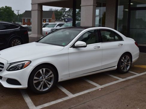 Used 2015 Mercedes-Benz C 300 Sedan image 8