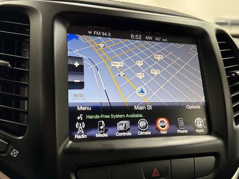 Used 2014 Jeep Cherokee Limited w/ Luxury Group image 20