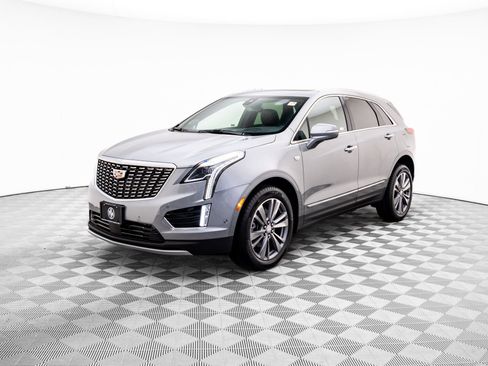New 2026 Cadillac XT5 Premium Luxury w/ Driver Assist Package AWD/4WD image 3