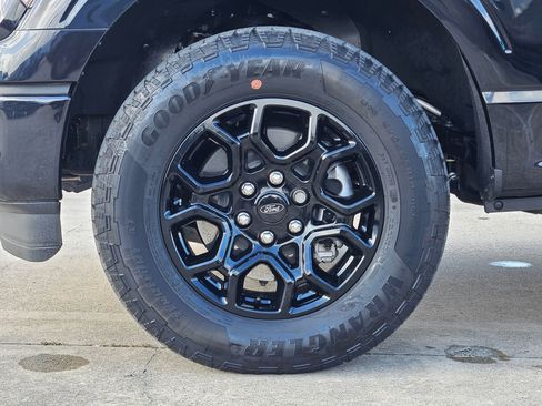 Used 2024 Ford F150 XLT w/ Equipment Group 302A MID image 11