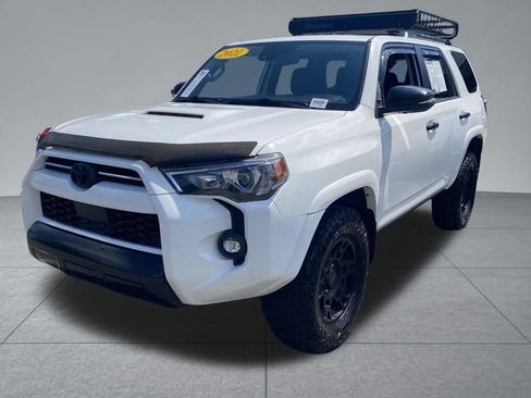 Used 2021 Toyota 4Runner Venture w/ Moonroof Package AWD/4WD image 2