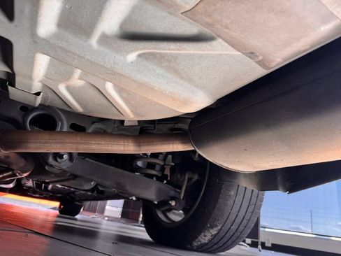 Used 2014 Ford Taurus SEL w/ Equipment Group 201A FWD image 23