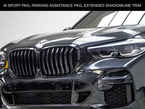 Used 2022 BMW X5 sDrive40i w/ M Sport Package RWD image 2
