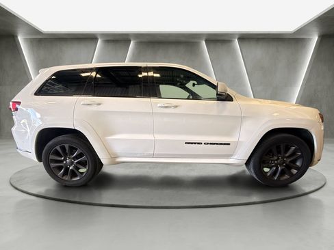 Used 2018 Jeep Grand Cherokee High Altitude AWD/4WD image 7