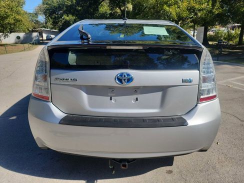 Used 2010 Toyota Prius Two image 7