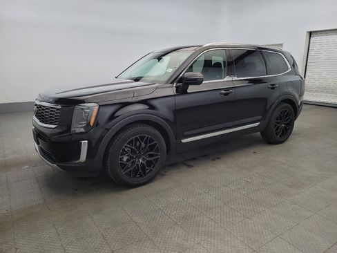 Used 2020 Kia Telluride EX w/ EX Premium Package image 2