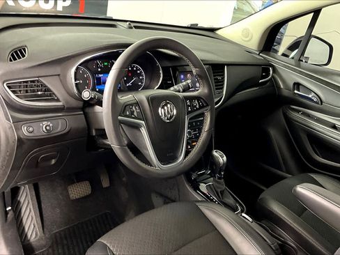 Used 2022 Buick Encore Preferred image 16