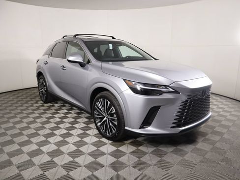 Used 2025 Lexus RX 350 FWD image 3