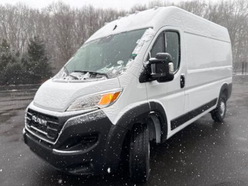 New 2025 RAM ProMaster 2500 w/ Power Group image 3