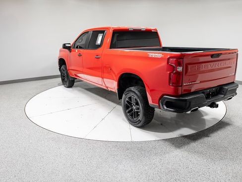 Used 2019 Chevrolet Silverado 1500 Custom Trail Boss image 28