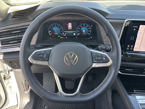 New 2026 Volkswagen Atlas SEL image 21