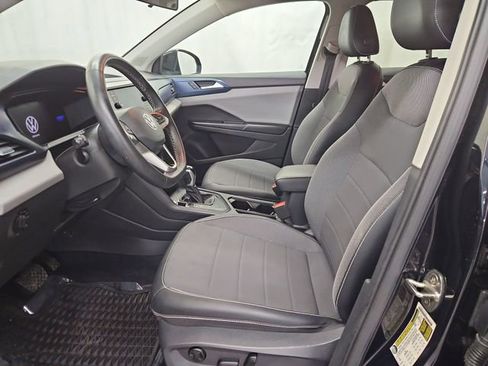 Used 2022 Volkswagen Taos SE FWD image 22