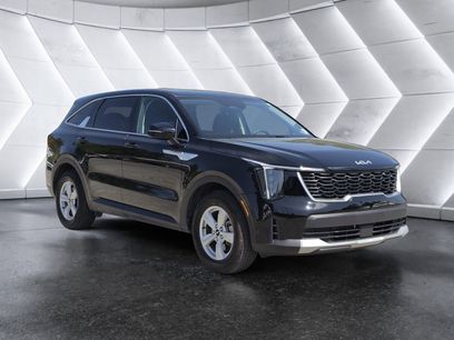 Used 2025 Kia Sorento LX