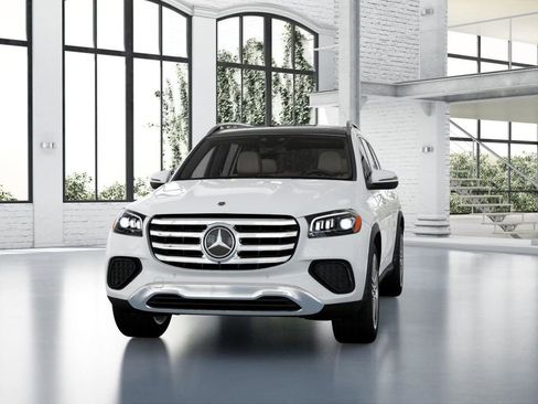 Used 2025 Mercedes-Benz GLS 450 4MATIC image 42