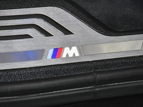 Used 2023 BMW X7 xDrive40i w/ Executive Package AWD/4WD image 15