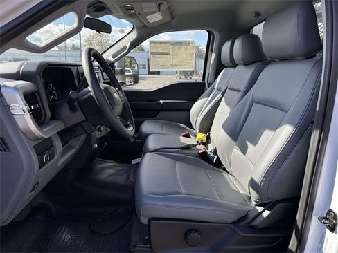 Used 2024 Ford F350 XL w/ Snow Plow Prep Package image 29
