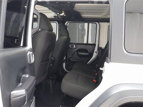 Used 2019 Jeep Wrangler Unlimited Sport S image 15