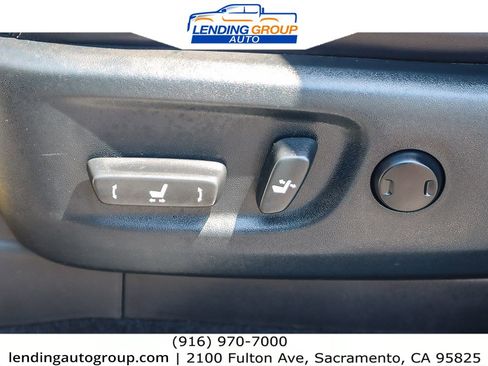 Used 2018 Lexus GX 460 Premium w/ Premium Package image 19