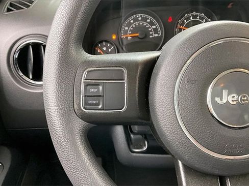 Used 2016 Jeep Compass Sport w/ Power Value Group image 22