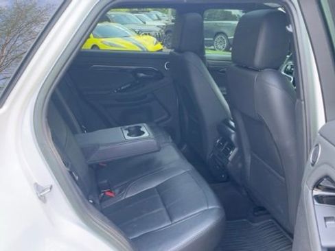Used 2023 Land Rover Range Rover Evoque SE image 13
