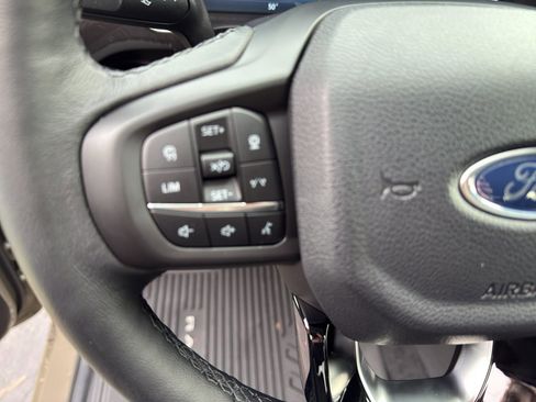 New 2025 Ford Ranger Lariat w/ FX4 Off-Road Package image 21