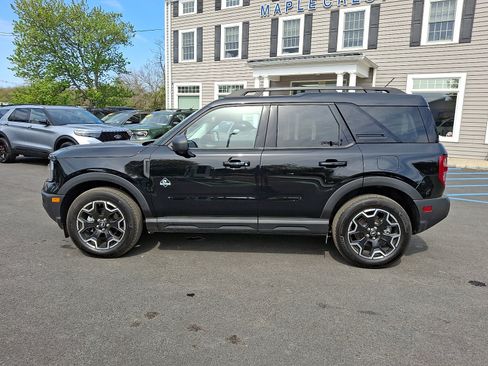 Certified 2025 Ford Bronco Sport Outer Banks w/ Outer Banks Tech Package+ AWD/4WD image 8