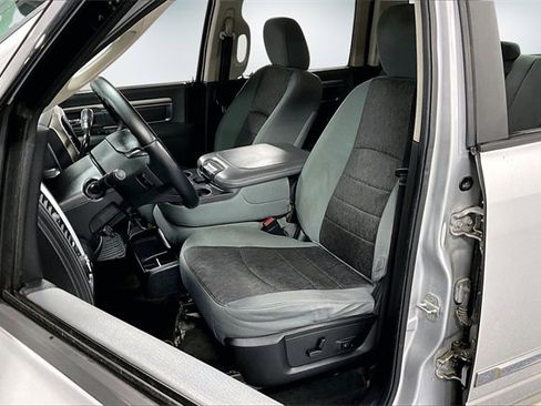 Used 2013 RAM 1500 Classic SLT w/ Remote Start & Security Group image 20