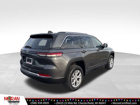 Used 2022 Jeep Grand Cherokee Limited w/ Trailer Tow Prep Group (B) image 5