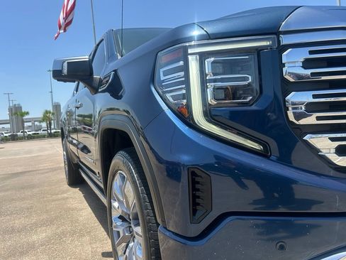 Used 2023 GMC Sierra 1500 Denali w/ Denali Reserve Package AWD/4WD image 23