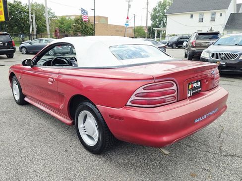 Used 1994 Ford Mustang Convertible RWD image 25