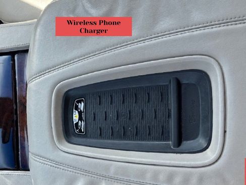 Used 2015 Cadillac Escalade Premium image 25