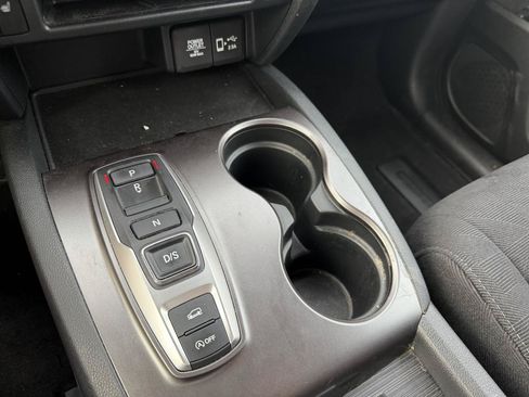 Used 2022 Honda Pilot Sport image 15