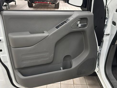 Used 2019 Nissan Frontier SV w/ Value Truck Package image 19