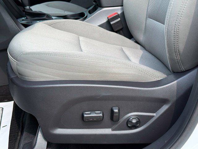 Used 2018 Hyundai Santa Fe Sport w/ 2.4L Value Package 02 FWD image 14