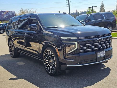 New 2026 Chevrolet Suburban High Country AWD/4WD image 7