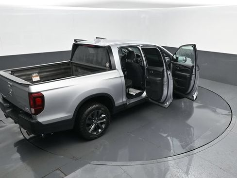 Used 2022 Honda Ridgeline Sport image 23