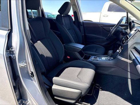 Used 2023 Subaru Forester Premium AWD/4WD image 10