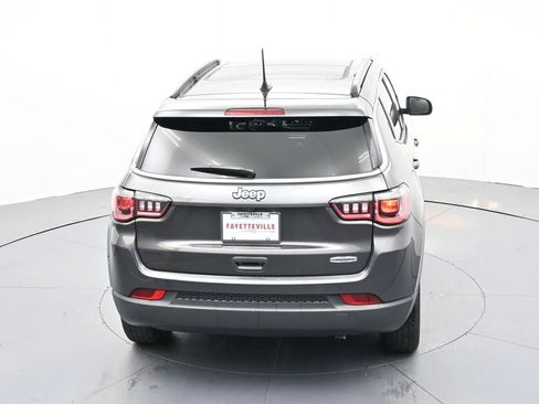 Used 2022 Jeep Compass Latitude w/ Sun and Sound Group image 28