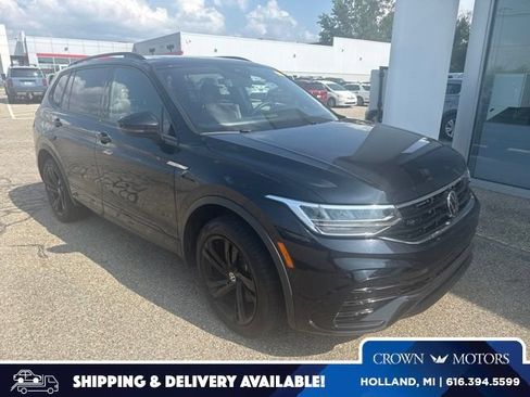 Used 2023 Volkswagen Tiguan SE R-Line AWD/4WD image 1
