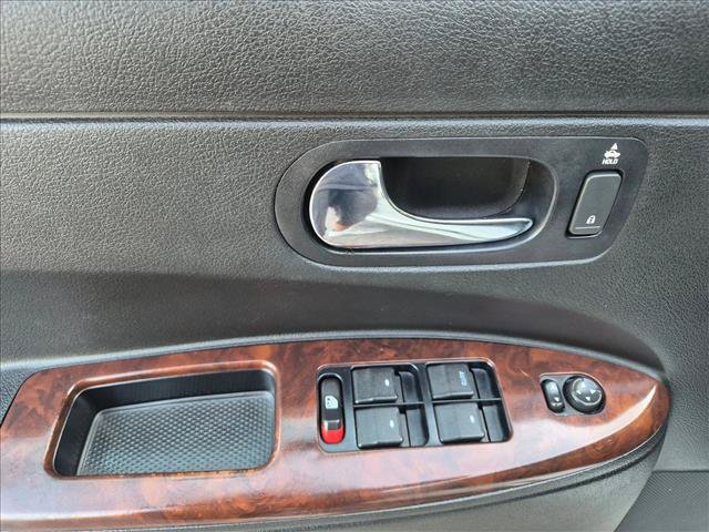 Used 2009 Buick LaCrosse CXL FWD image 16