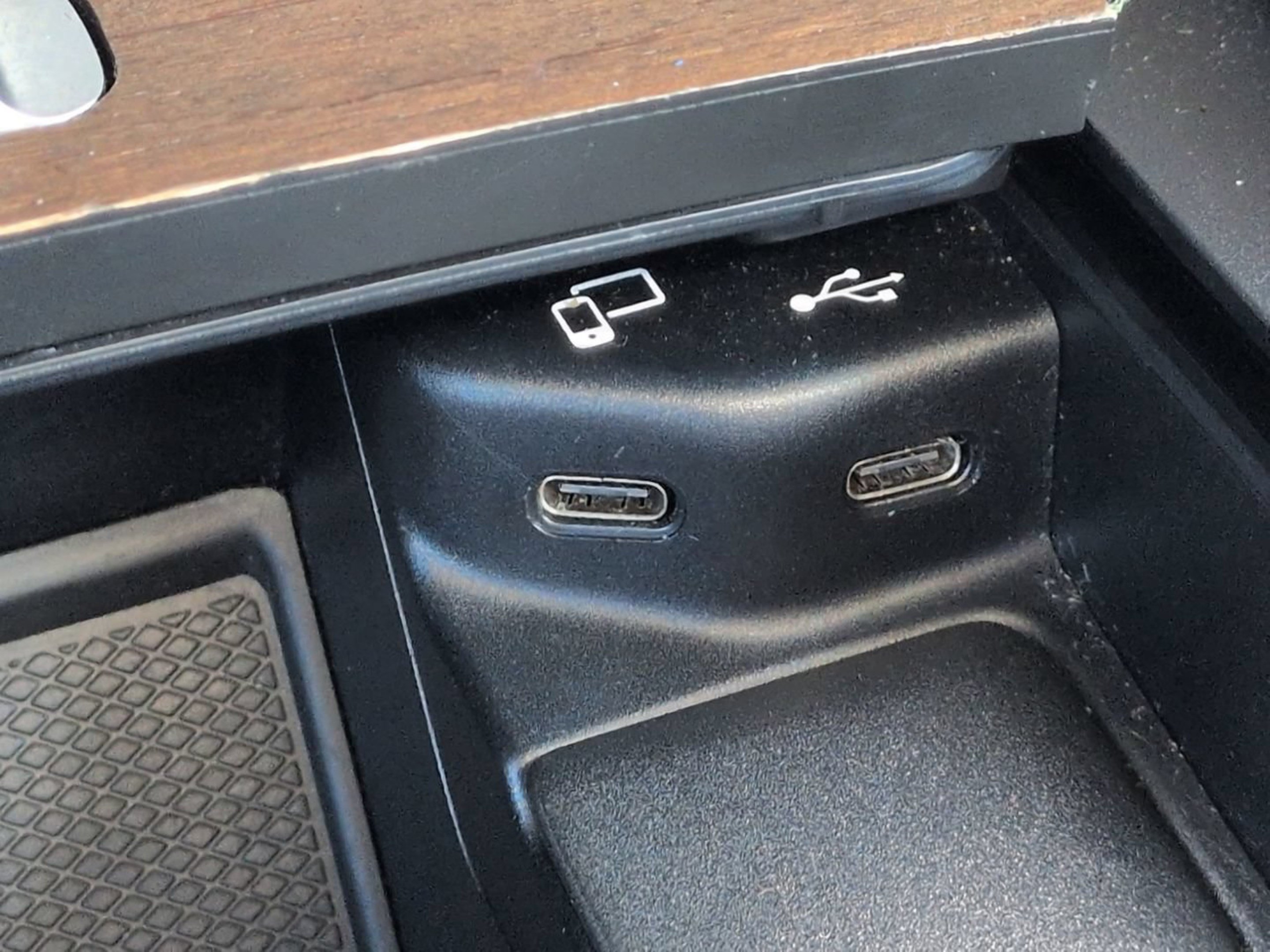 Used 2022 Mercedes-Benz GLE 350 image 29