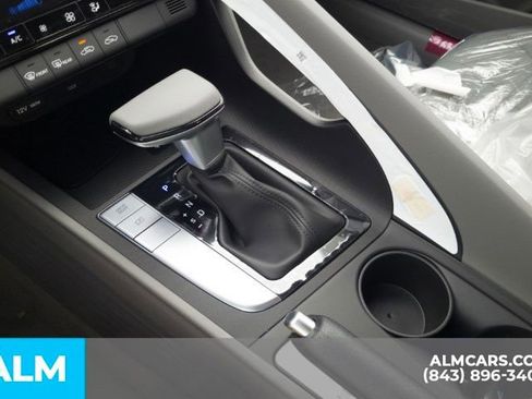 Certified 2025 Hyundai Elantra Sport FWD image 23
