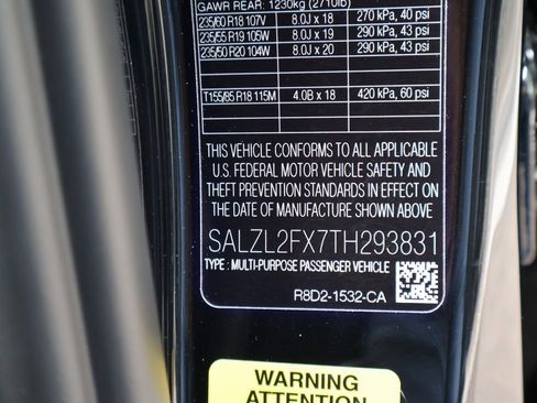 Used 2026 Land Rover Range Rover Evoque Dynamic SE image 26