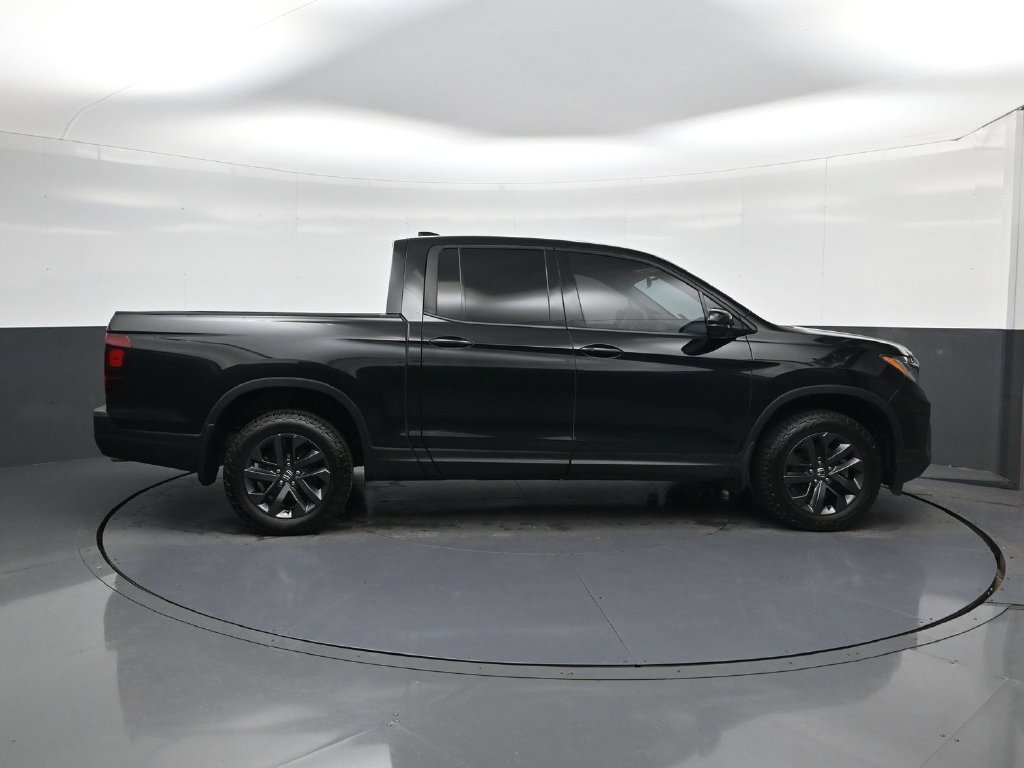 Used 2021 Honda Ridgeline Sport image 11