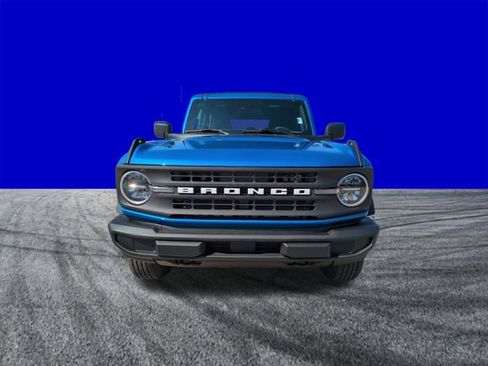 New 2026 Ford Bronco 4-Door image 9