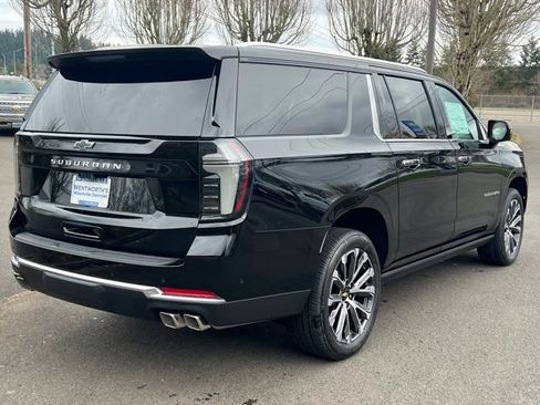 New 2026 Chevrolet Suburban High Country AWD/4WD image 8