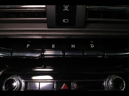 Used 2021 Lincoln Corsair AWD w/ Premium Package image 26