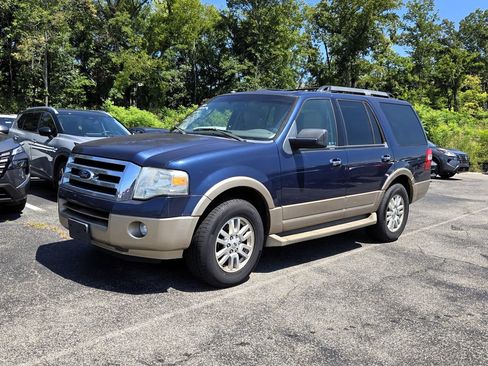 Used 2013 Ford Expedition XLT RWD image 7