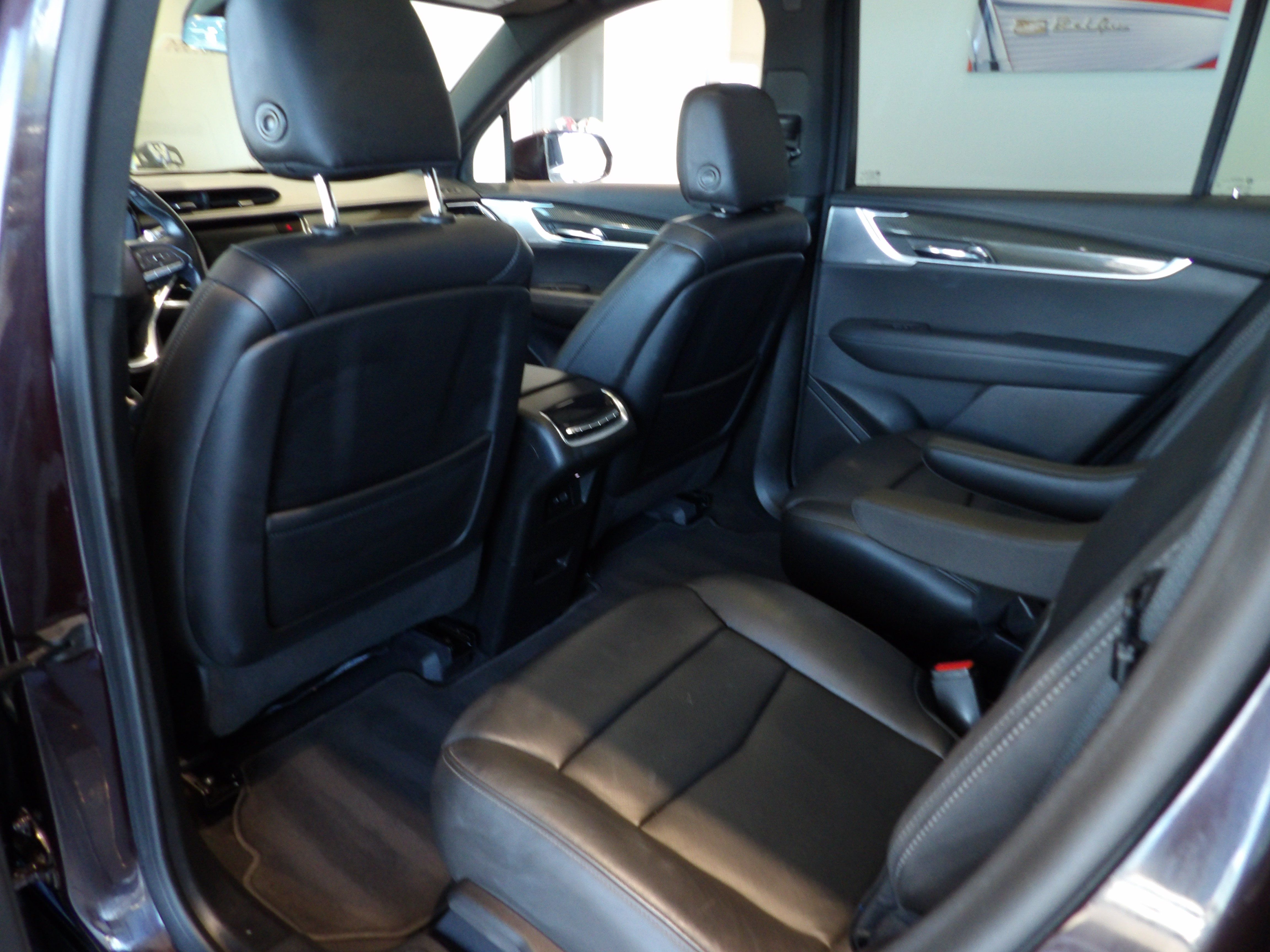 Used 2020 Cadillac XT6 Sport AWD/4WD image 19