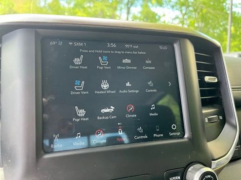 Used 2021 RAM 1500 Laramie AWD/4WD image 36